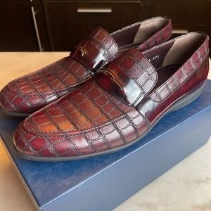 Corrente Loafers in Red Alligator-Embossed Leather